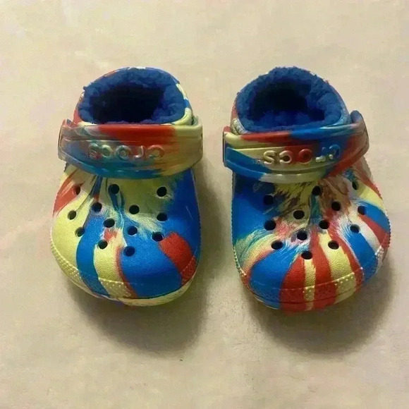 Crocs classic lined marbled toddler clogs colors are blue red yellow white 4C - Picture 2 of 9
